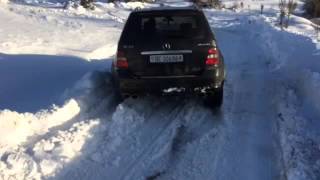 Mercedes AMG Power vs Snow