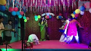 Ek Chatur Naar Badi Hoshiyaar //Funny Dance Performance//Ek Chatur Naar Stage Performance