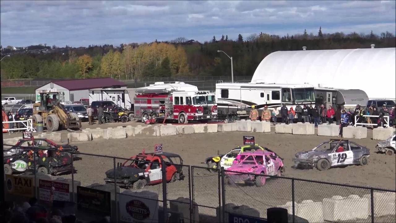 demolition derby 2016 FALL BRAWL 7 DEMOLITION DERBY MINI MODS HEAT 5