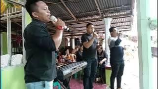 Trio MM. pujian rohani 🎤🎶     Putra' asli Nusa utara yg punya suara lengking  timggi.