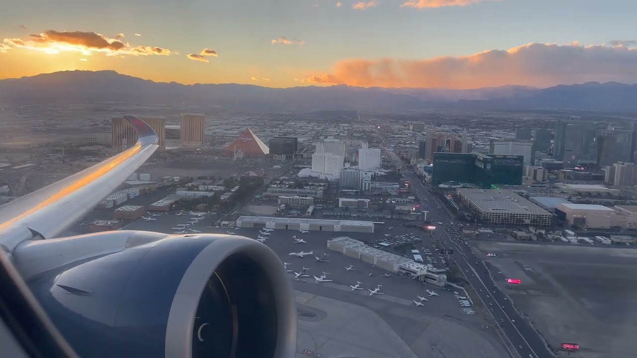 STRIP VIEW | Delta Air Lines A350-900 Sunset Las Vegas Takeoff (LAS/KLAS)