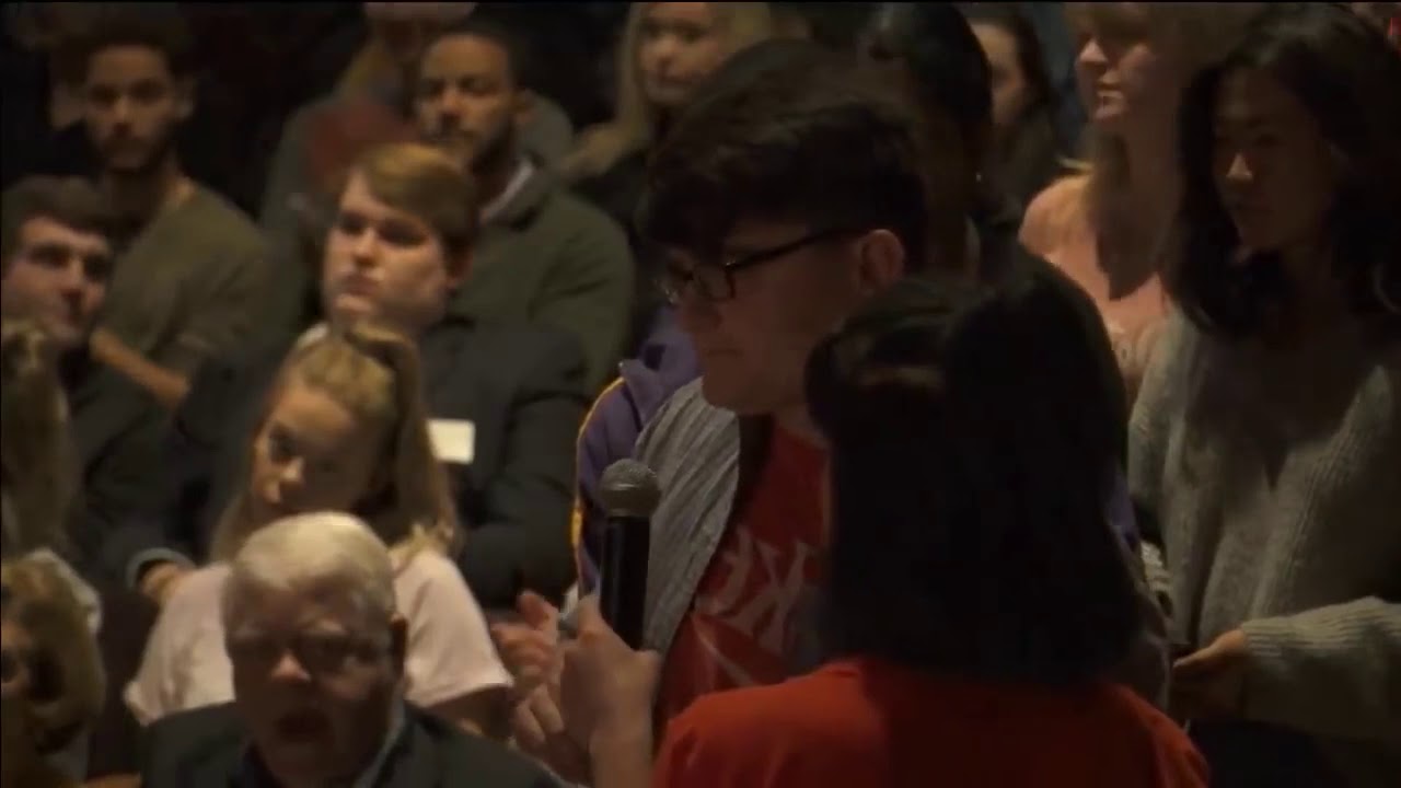 Charlie Kirk gets BTFO'd by College Student