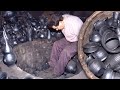 Cerámica negra artesana. Preparación del barro y elaboración de piezas en horno de leña | Documental