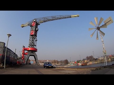 Video: Converted Crane Hotel Biedt Een Prachtig Uitzicht Op Coppenhagen, Denemarken