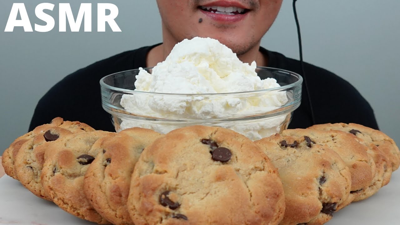 ASMR |Homemade Chocolate Chip Cookies & Whipped Cream| The Hangry Mole