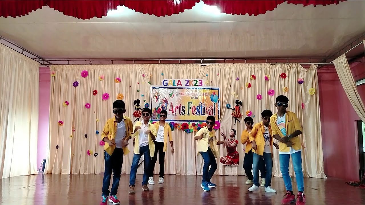 Boys Energetic Dance Performance | Category II | Yellow House - YouTube