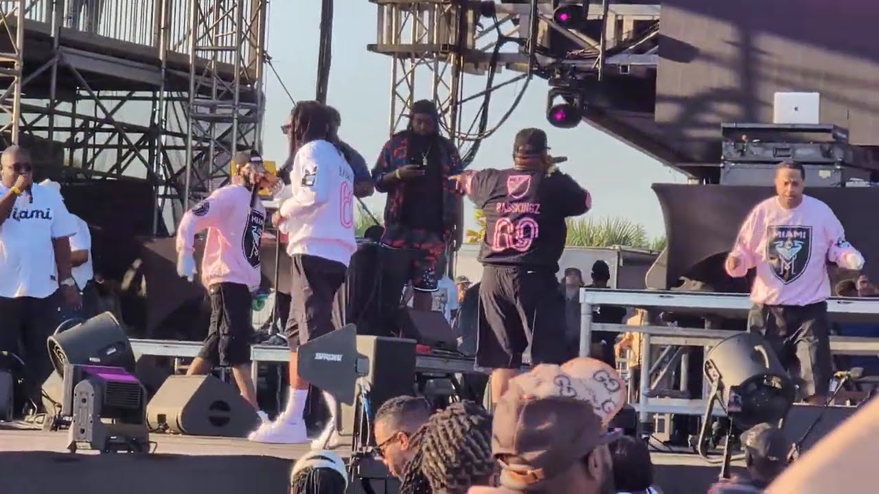 69 BOYZ PERFORM TOOTSEE ROLL 1ST TIME IN 25 YEARS @ UNCLE LUKE 40 YEAR ANNIVERSARY!