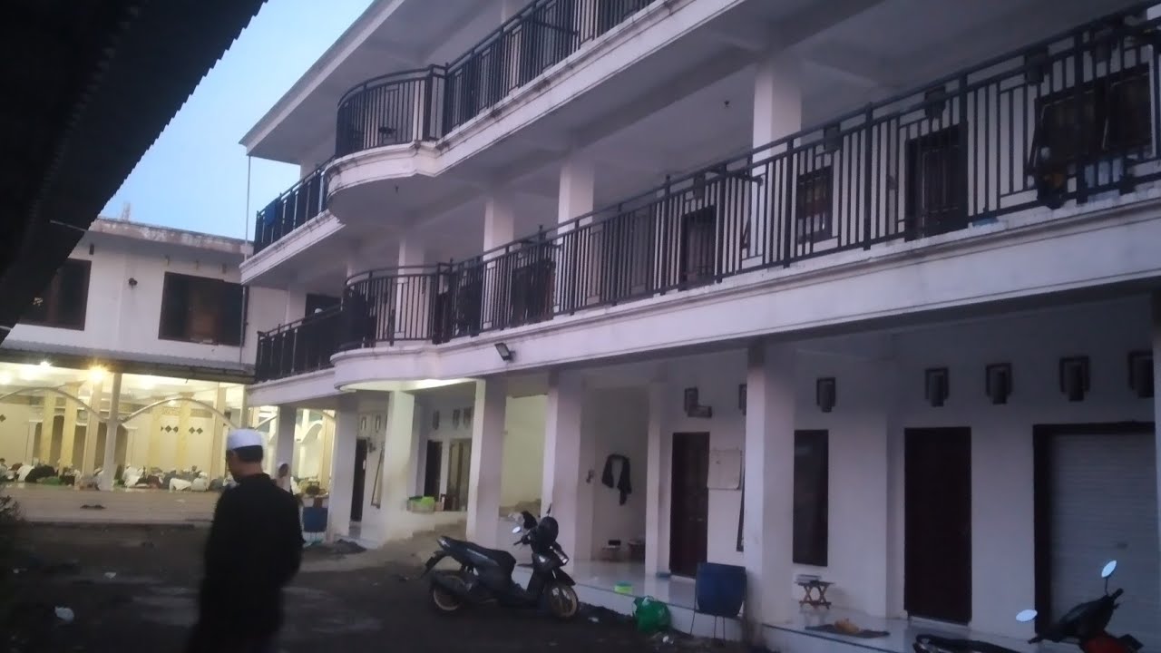 WAWANCARA PONPES ALI BA'ALAWI KENCONG |SALAF |ngaji kutub sittah