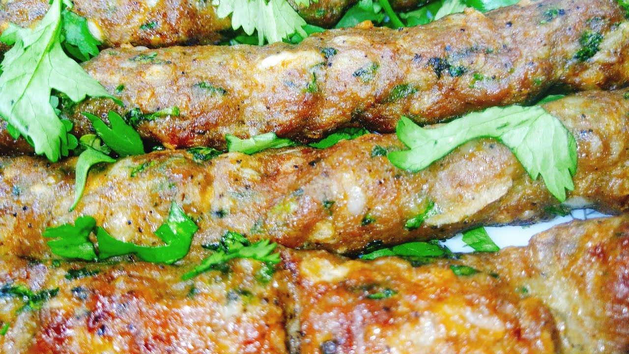 كفته الحاتي بدون اي اضافه والنتيجه مضمونه مليون الميه والطعم شهي جدا 😋