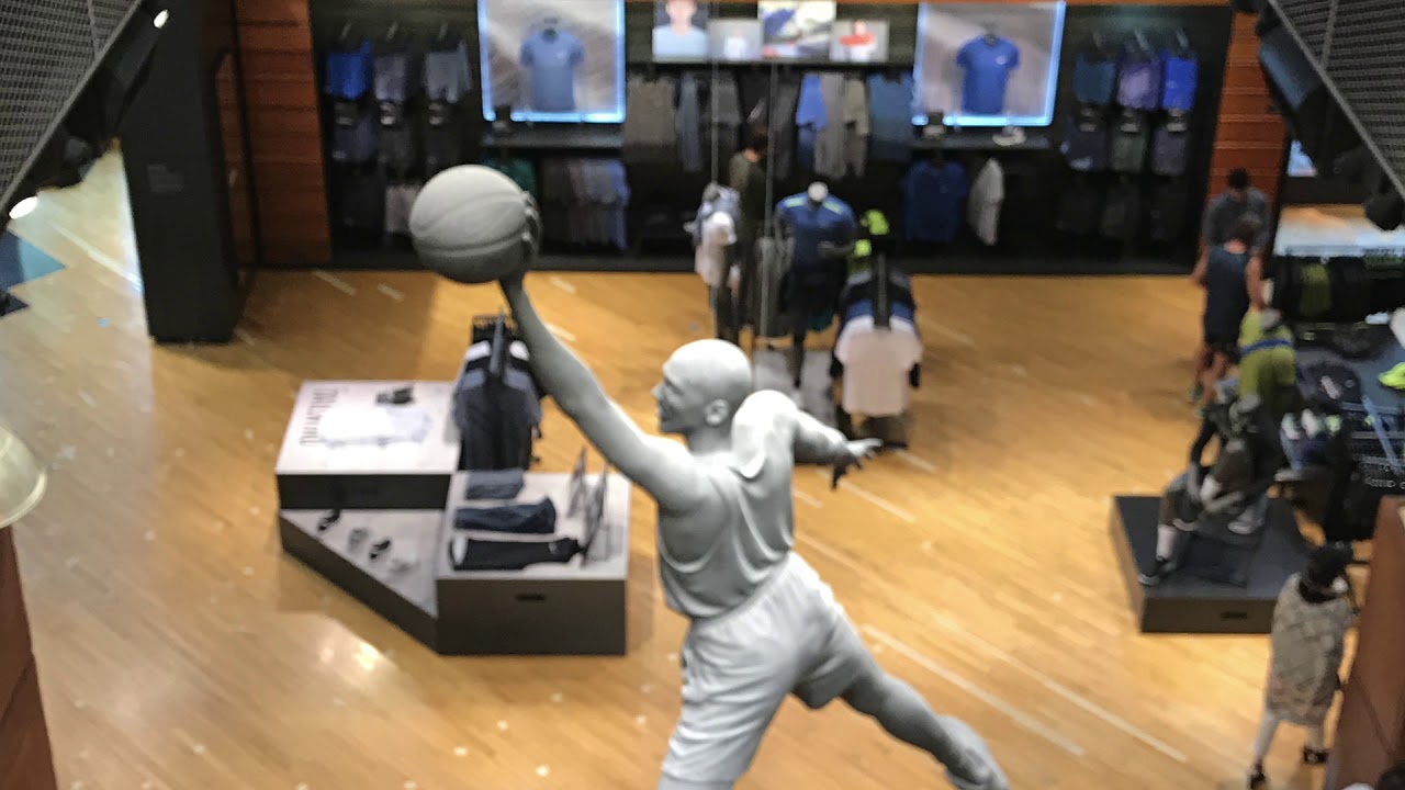 Weigering lastig intelligentie The Nike Store - Portland, Oregon - YouTube