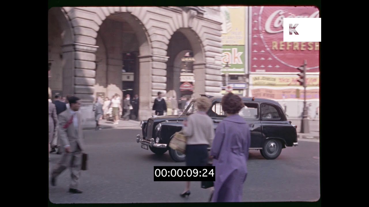 Piccadilly Circus, Regent's Street, 1950s, 1960s London, 35mm