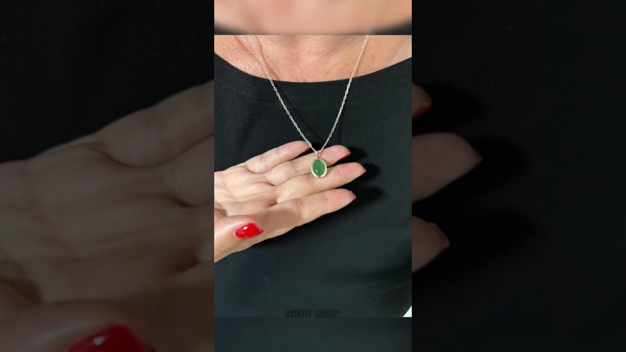 Green Agate Oval Pendant &ndash; Sterling Silver Minimalist Gemstone Necklace 💚