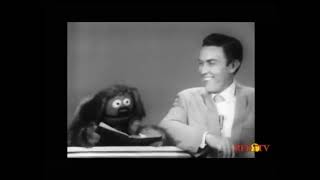 Muppets - Rowlf on Jimmy Dean: Rowlf wrote a book on country music (01/14/1966)