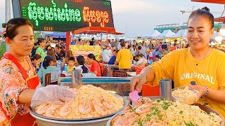 Must Try Street Foods in Cambodia Night Market! Shrimp Fried Rice, Beef Noodle Soup, Seafood, & More