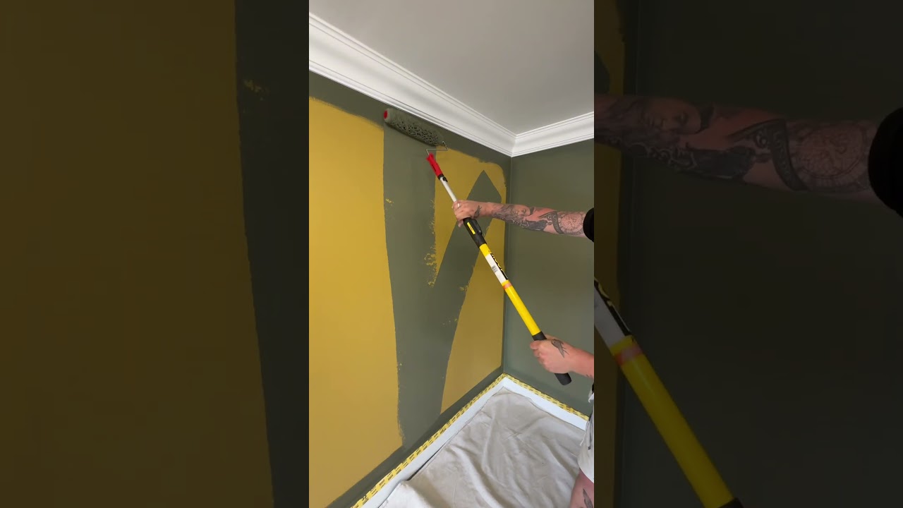 ПРЕДВАРИТЕЛЬНАЯ ОБРАБОТКА ВАЛИКА ГРУНТОМ.. 