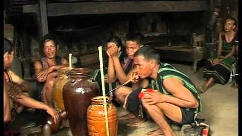 LỄ CƯỚI TRUYỀN THỐNG CỦA ĐỒNG BÀO M;NÔNG GAR