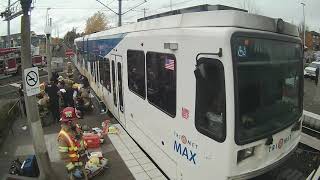 Woman runs in front of MAX train, loses leg