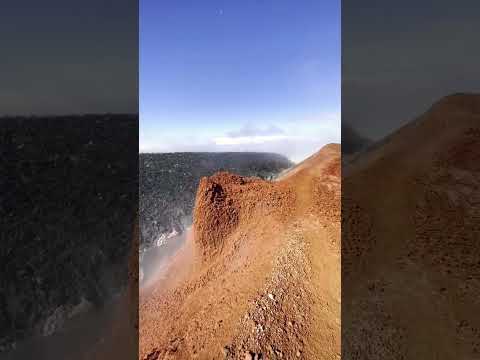 Видео: Всяка планина ли е вулкан?