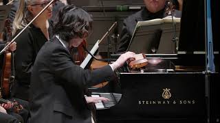 Hayato Suminos Rhapsody in Blue Melodica Cadenza
Hayato Sumino made quite the impression during his Philadelphia Orchestra debut Thursday evening, surprising the audience with an improvised melodica cadenza during his impeccable performance of Gershwins Rhapsody in Blue! What a memorable way to make a mark on audiences in Philly—we are so looking forward to our next performances with Hayato, performing Gershwins Piano Concerto in F on tour in Oklahoma on March 28 and at Carnegie Hall on March 31! Hayato Suminos Rhapsody in Blue Melodica Cadenza