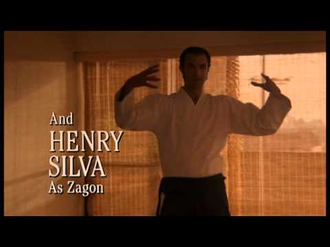 Nico (Above the law) Aikido opening scene - Steven Seagal