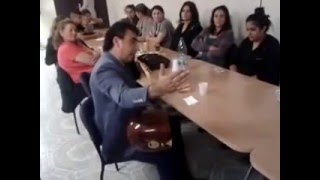 Enver Çeli̇k Fikra Ve Türkü Di̇nleti̇si̇