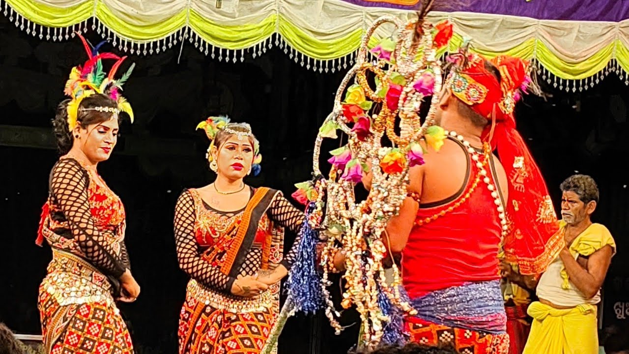 Danapur Danda Nacha Rani Pari Dance || Chadeya Chadeyani