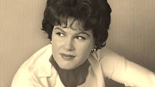 Famous Patsy Cline -- When You Need a Laugh Net Worth