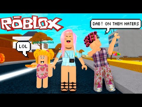 Working At Fantasia Hotel In Roblox Funny Maid Roleplay Titi Games Youtube - roblox hide and seek extreme game fail titi games