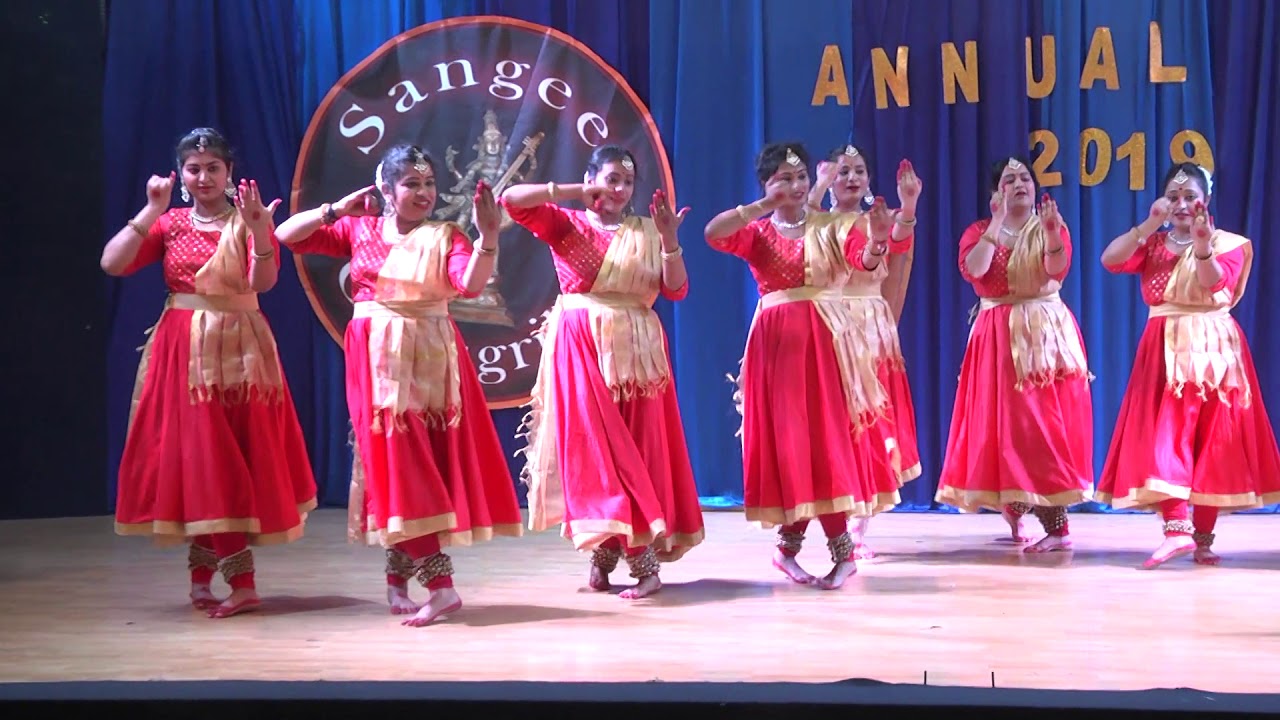 Kathak fusion with bollywood hindi song  madhuban me radhika naache re
