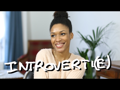 Vidéo: Qu'est-ce que signifie introverti ?