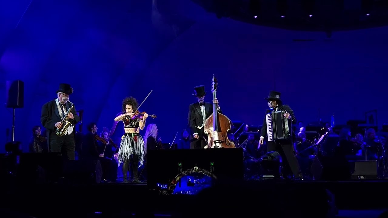 Nightmare Medley,Violinist Sandy Cameron, Nightmare Before Christmas Live,30th Anniversary,10-29-23