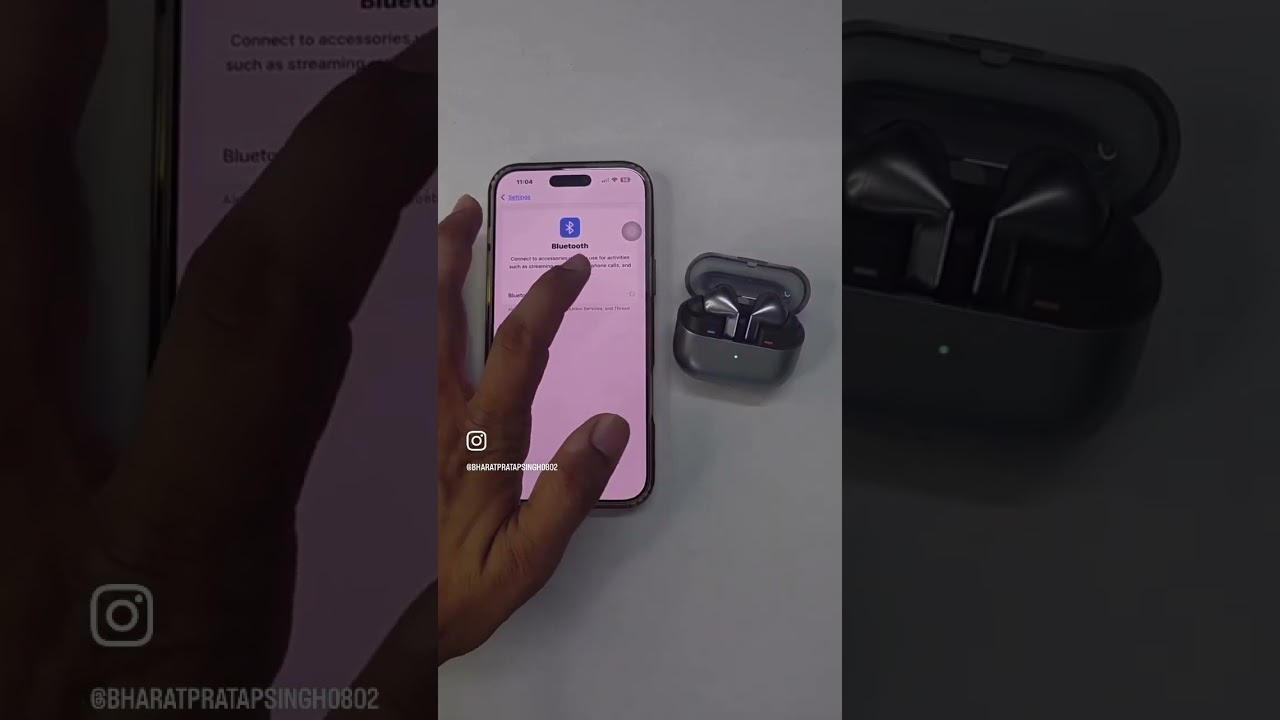 Samsung Galaxy Buds 3 + iPhone 16 Pro Max: Seamless Pairing? 🎧📱 #smartphone #iphone #shorts #samsung auf YouTube ansehen Samsung Galaxy Buds 3 + iPhone 16 Pro Max: Seamless Pairing? 🎧📱 #smartphone #iphone #shorts #samsung auf YouTube ansehen