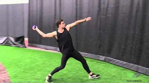 HOW TO THROW JAVELIN: Javelin Ball Drills 3 Step Throw