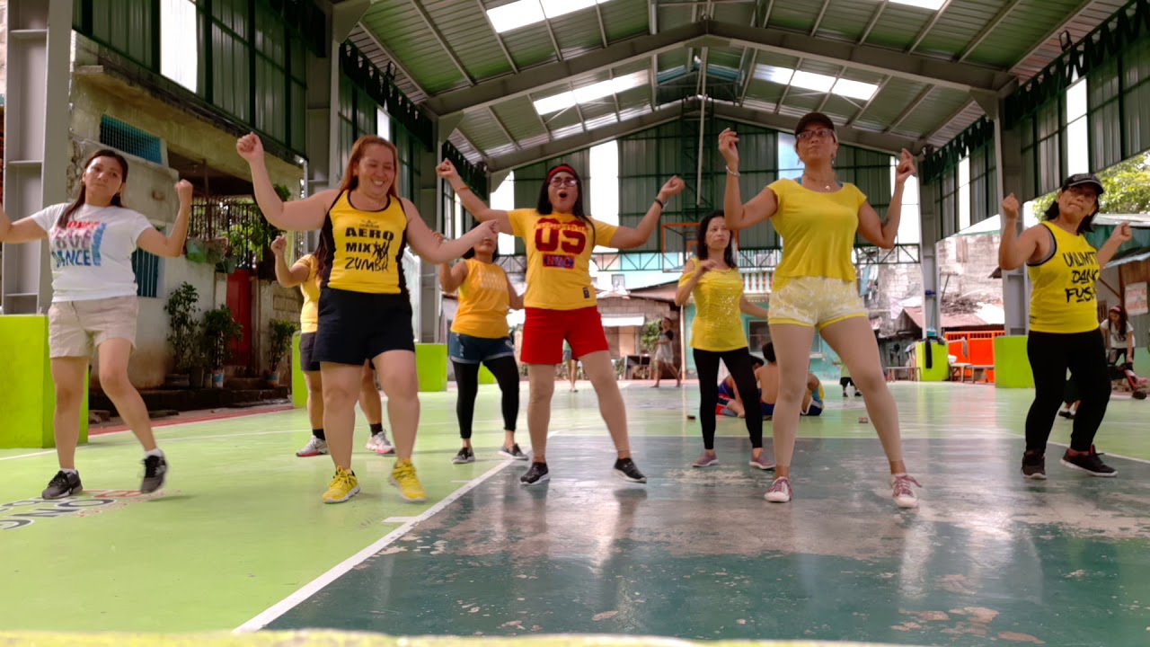 Zumba gold in yellow mode(5) dancing in the street