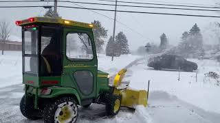 Gaylord, Michigan first snow blowing this year. John Deere X758. 10 inches of snow. Dec 12, 2020