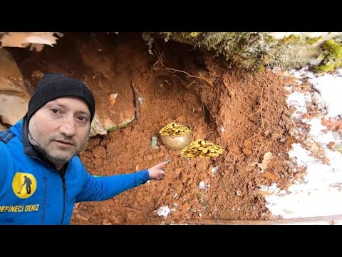 Treasure Vault Under the Snow Secrets of the Golden Artifacts!!!