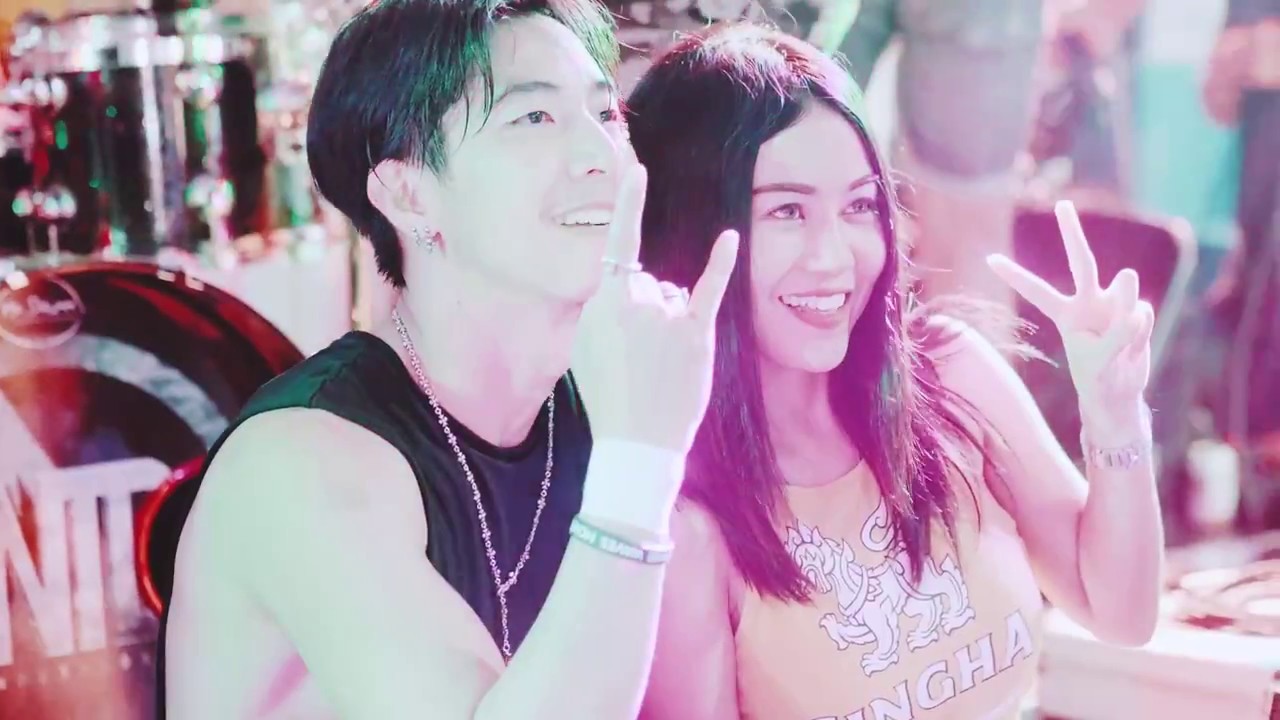 Roxy Make Waves Move Mountains Phuket