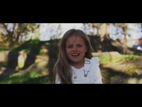 ATTENTION - 250 kids with a breathtaking tribute to Ulrikke