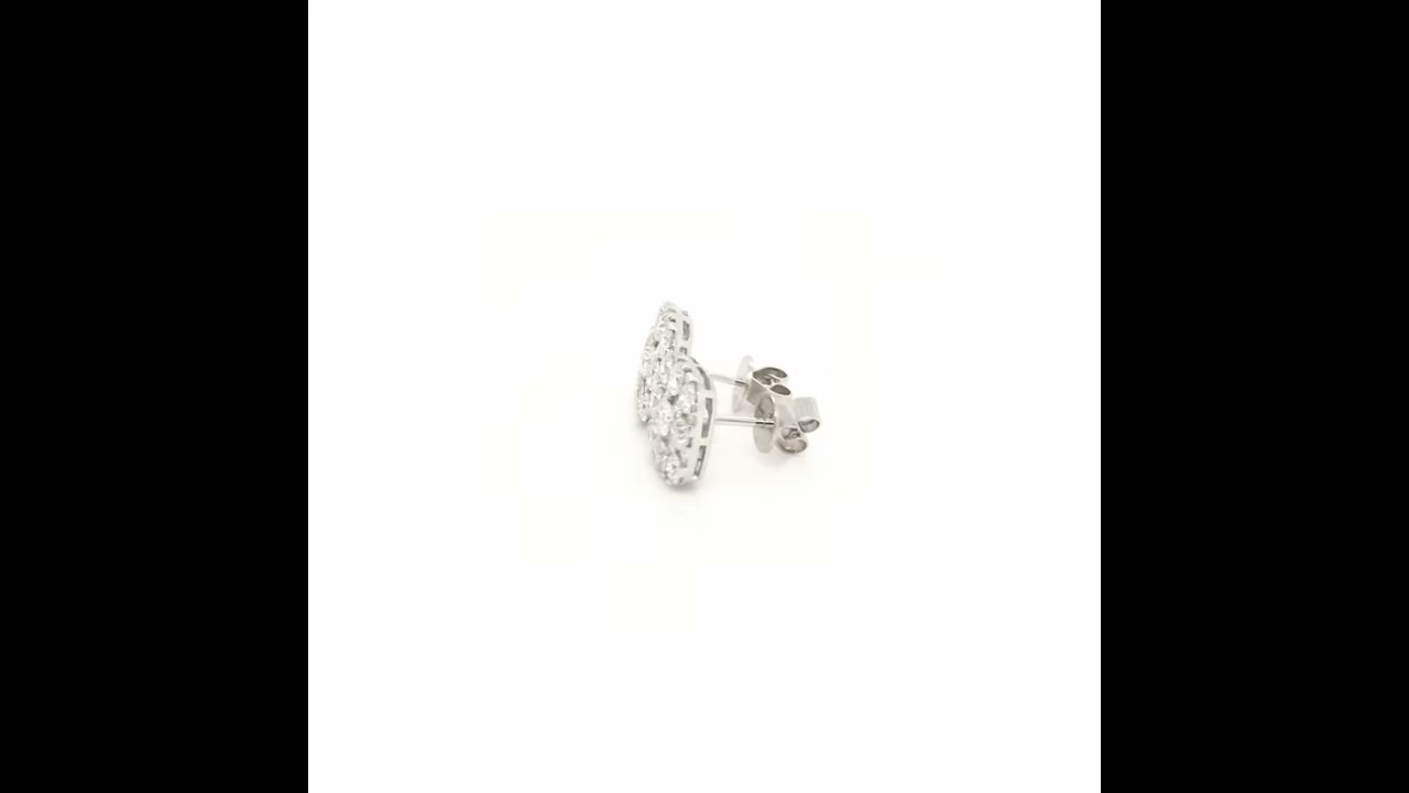 18kt White Gold Diamond Stud Earrings
