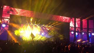 Chainsmokers cream fields