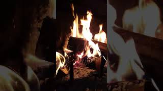 🔥Crackling Fireplace. Relaxing Fireplace with Burning Logs and Crackling Fire Sounds