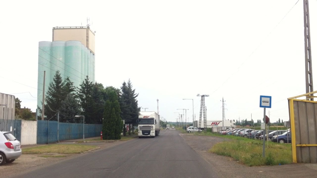 Gyöngyös 2-es járat; TESCO áruház - Seregély utca 48.