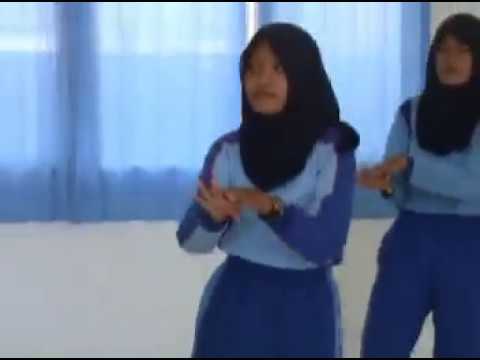 TARI CUCI TANGAN 2 SMPN 1 BUNYU