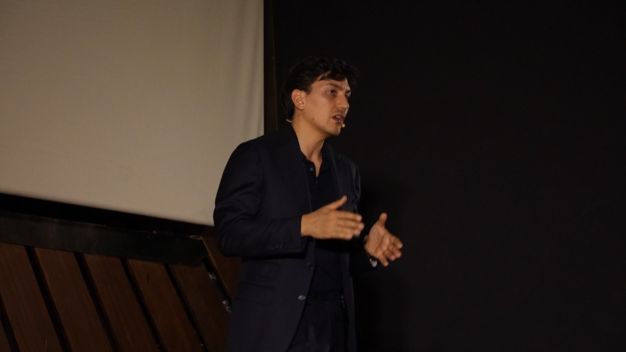 Abbiamo ottimizzato tutto. Tranne le nostre decisioni. | Federico Coccia | TEDxLatronico