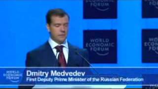 Medvedev speaks English / Медведев говорит на английском
