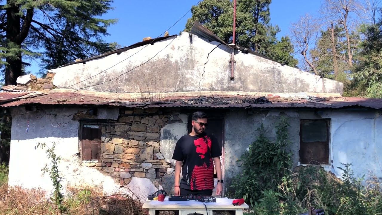 Deep Beats and Himalayan Vibes - Blank & Red Grooves #02