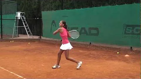 Mia Jovanova tennis 1