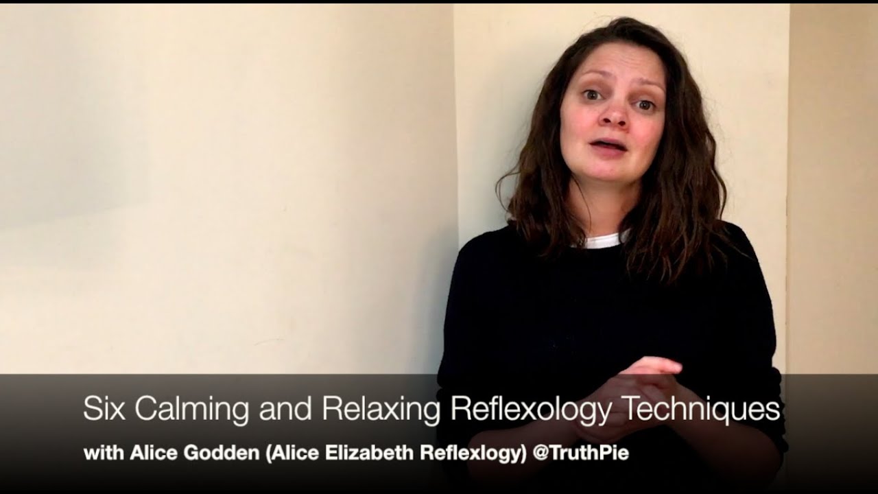 Six Calming and Relaxing Hand Reflexology Techniques