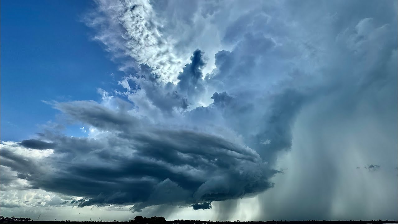 The Birth and Death of a Florida Seabreeze Supercell (Timelapse). - YouTube