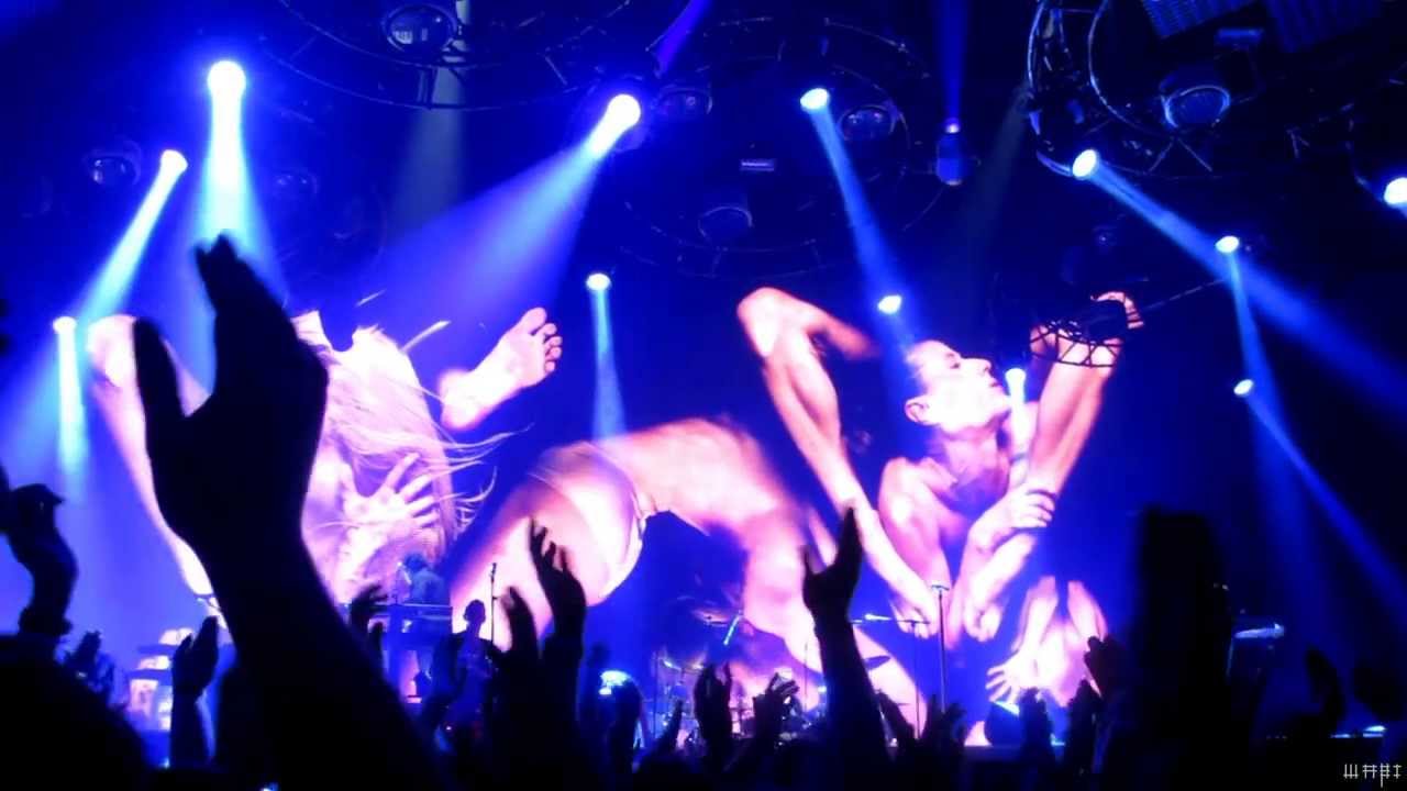 Depeche Mode - Enjoy The Silence (Erfurt, Messehalle, 01.12.2013) HD